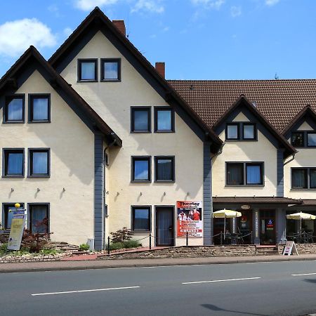 Hotel Vier Spitzen Lauenforde Buitenkant foto